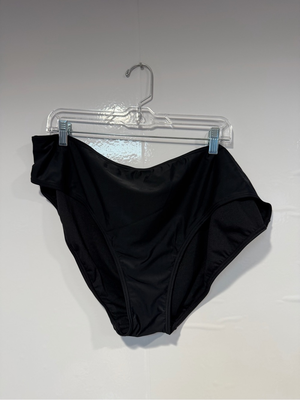 Black High-Waist Island Waves Women’s Swim Bottom NWT